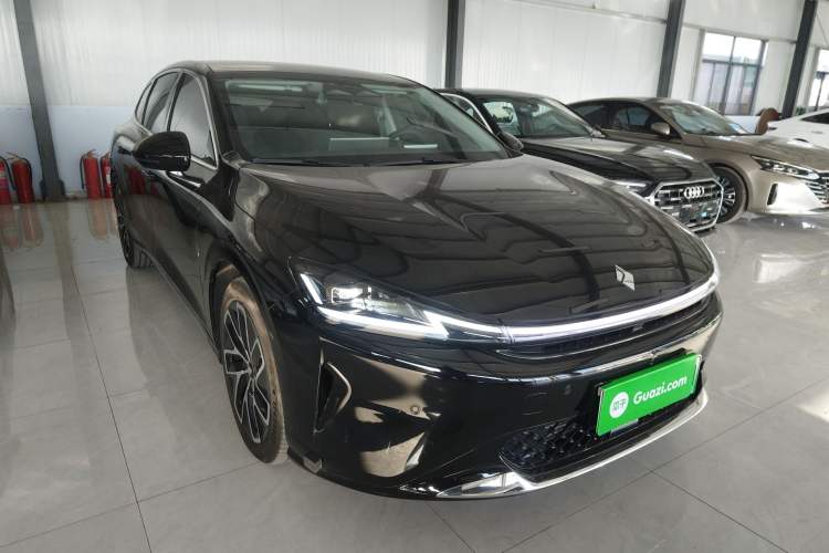 Used Baojun Enjoy 2025 Plug-in Hybrid 140km Luxury Edition
