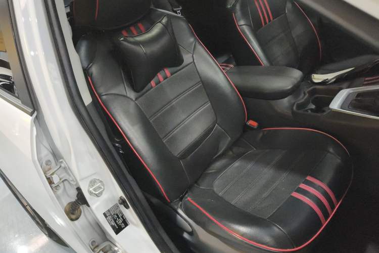 Used Toyota RAV4 2021 2.0L CVT Two-Wheel Drive Fashion PLUS Edition
