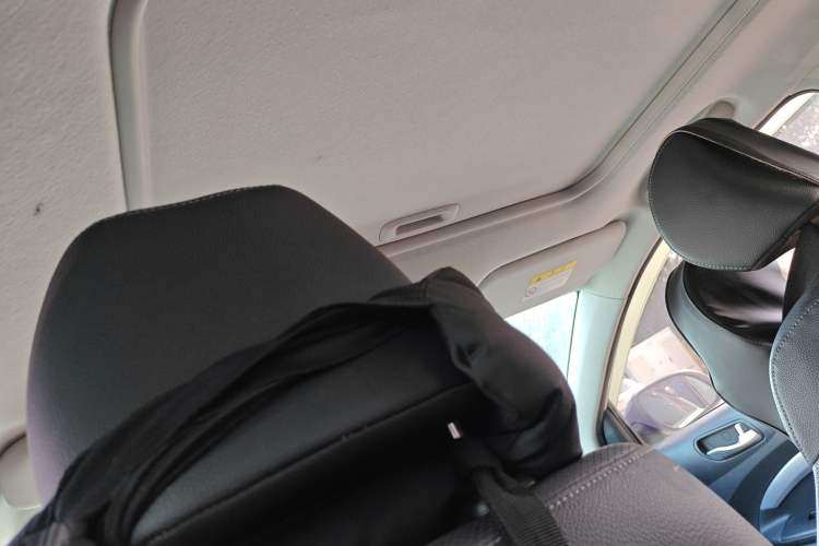 Used Kia Stonic 2021 1.4L CVT Fun & Sunroof Model
