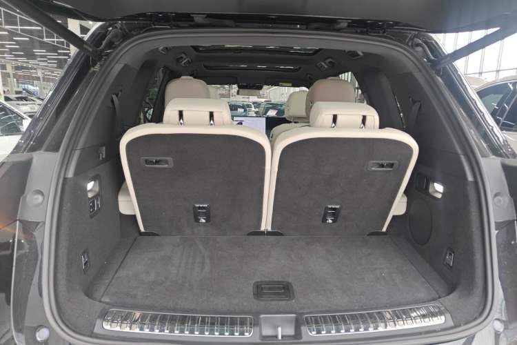 Used Li Auto L8 2024 Pro Model
