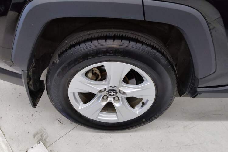 Used Toyota RAV4 2023 2.0L CVT Two-Wheel Drive Urban Edition
