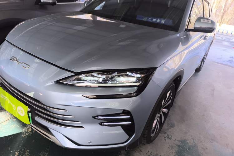 Used BYD Song PLUS New Energy 2023 Champion Edition DM-i 110KM Flagship Model
