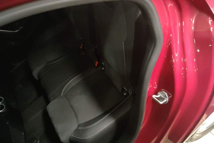 Used Mercedes-Benz A-Class 2020 Restyled A 200 L Sport Sedan Fashion Version
