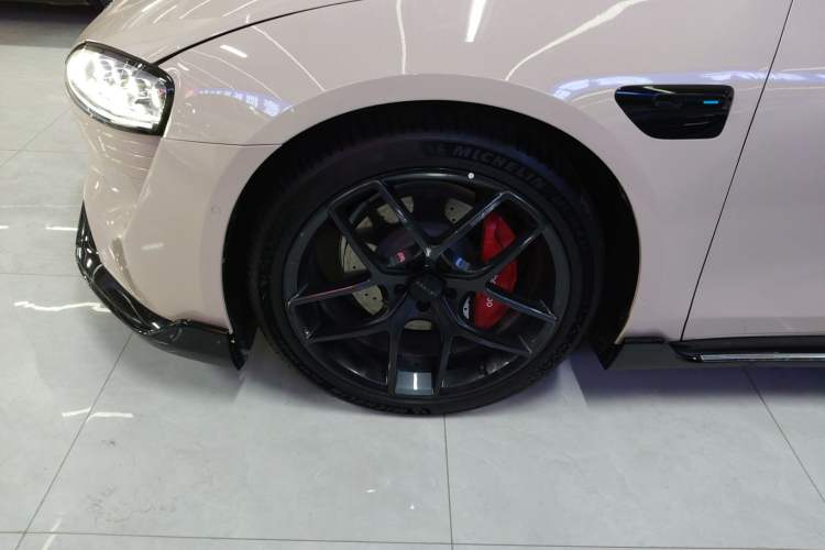 Used Hima Luxeed S7 2024 Max RS
