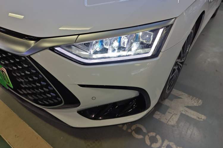 Used BYD Han 2022 DM-i 121KM Prestige Model
