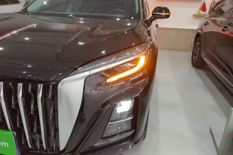 Used Hongqi HS3 2023 1.5T Two-Wheel Drive Shanwei Edition
