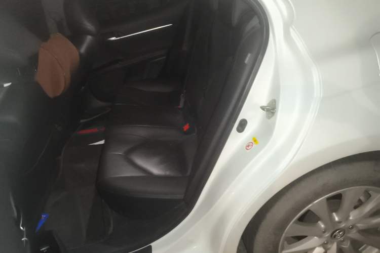 Used Toyota Camry 2018 2.0G Luxury Edition
