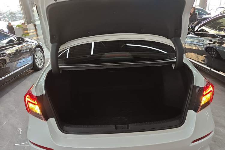 Used Honda Civic 2022 240TURBO CVT Dynamic Edition
