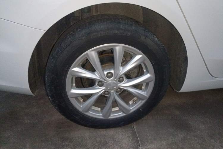 Used Roewe i5 2020 1.5L Automatic 4G Connected Linghao Edition