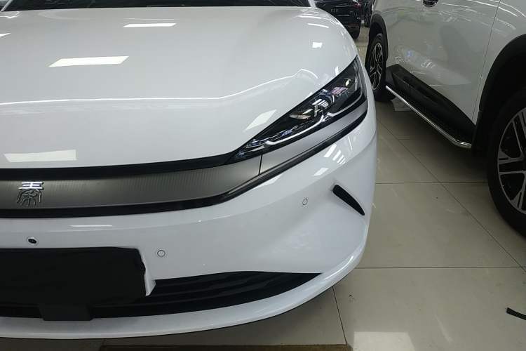 Used BYD Qin L 2025 EV 470KM Leading Edition
