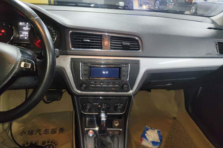 Used Volkswagen Gran Lavida 2017 180TSI DSG Comfort Edition
