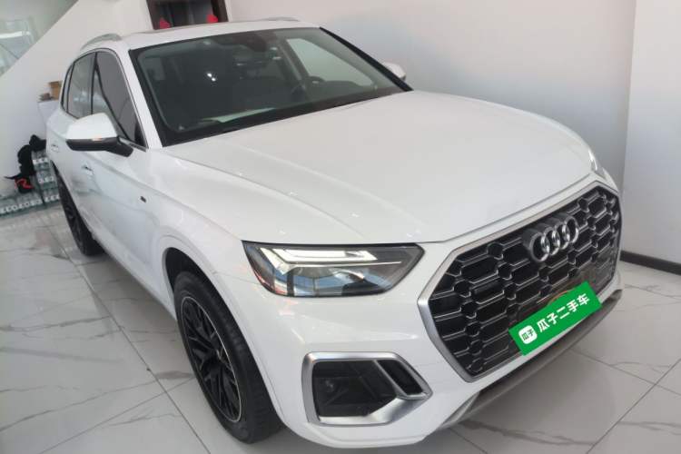 Used Audi Q5L 2022 40T Fashionable and Dynamic Model
