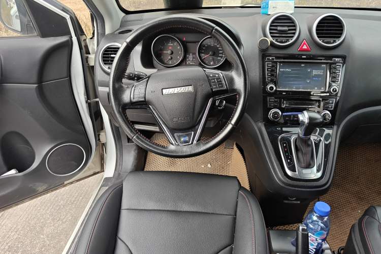 Used Haval H6 2017 Classic Edition 1.5T Automatic Two-Wheel Drive Elite Model
