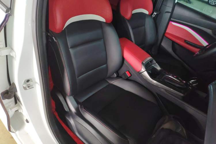 Used MG 5 2021 Revised Version 180 DVVT CVT Youth Luxury Edition
