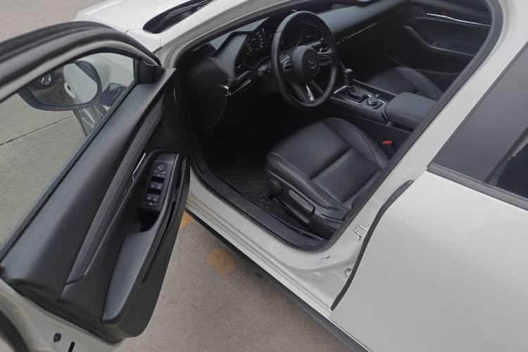 Used Mazda Mazda 3 Axela 2023 2.0L Automatic Zhiya Edition
