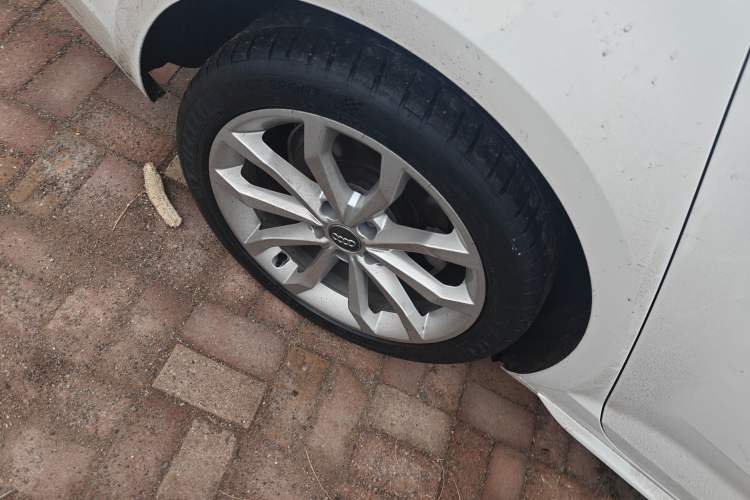 Used Audi A4L 2018 30th Anniversary Edition 40 TFSI Fashion Model
