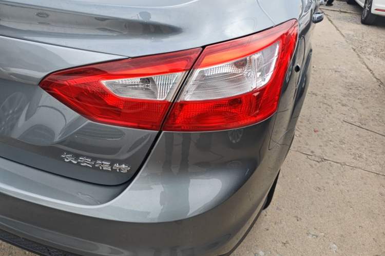 Used Ford Focus 2012 Sedan 1.6L Automatic Comfort Model