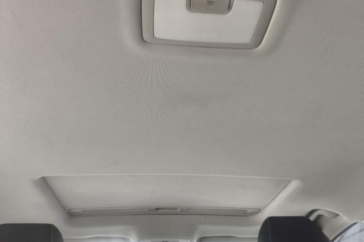 Used MG 6 2017 20T Manual Luxury Smart Connect Version China V Standard
