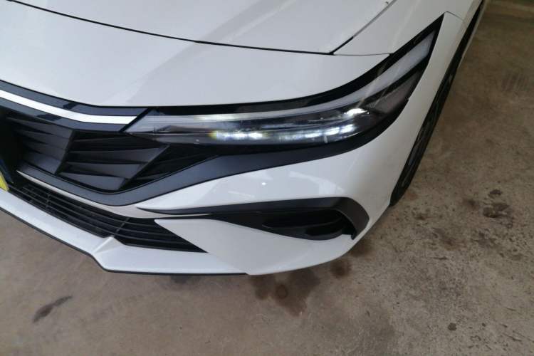 Used Hyundai Elantra 2023 1.5L CVT LUX Prestige Edition