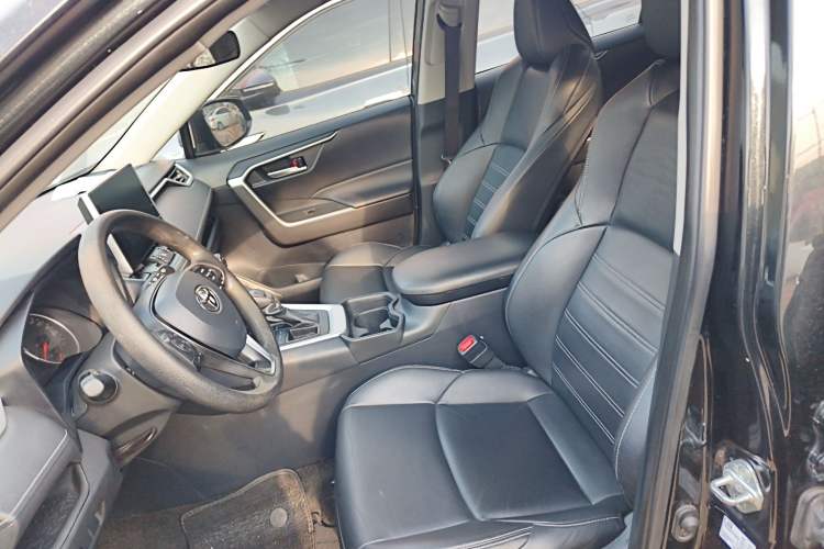 Used Toyota Wildlander 2020 2.0L CVT Two-Wheel Drive Luxury Edition
