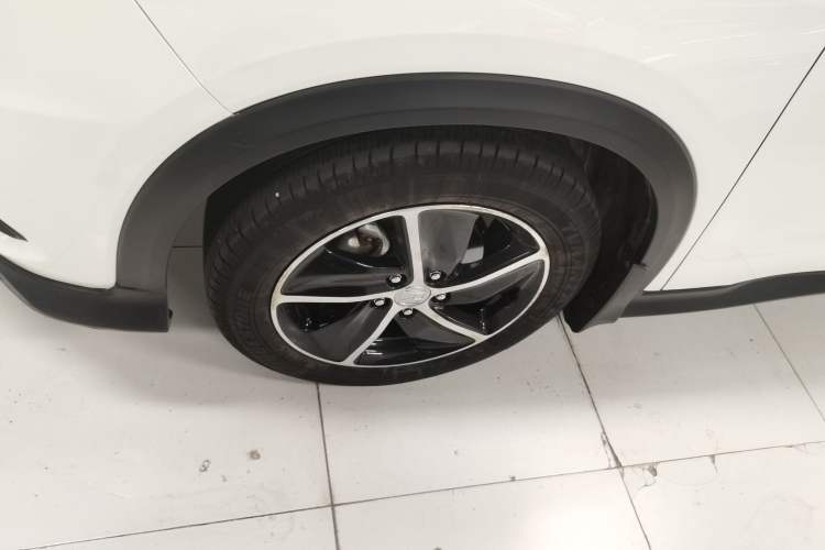 Used Honda Vezel 2019 1.5L CVT Luxury Model China VI
