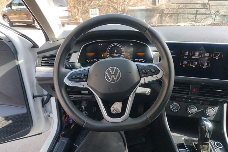 Used Volkswagen Bora 2023 200TSI DSG Comfort Edition
