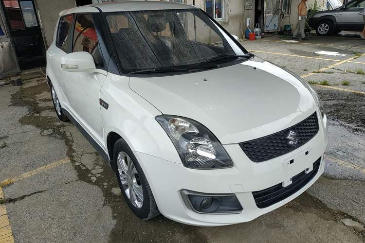 Used Suzuki Swift 2016 1.5L Manual Fashion Model
