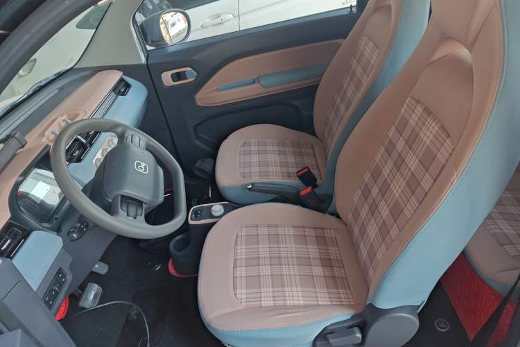 Used Chery QQ Ice Cream 2024 Edition Youth Version 120km Milkshake