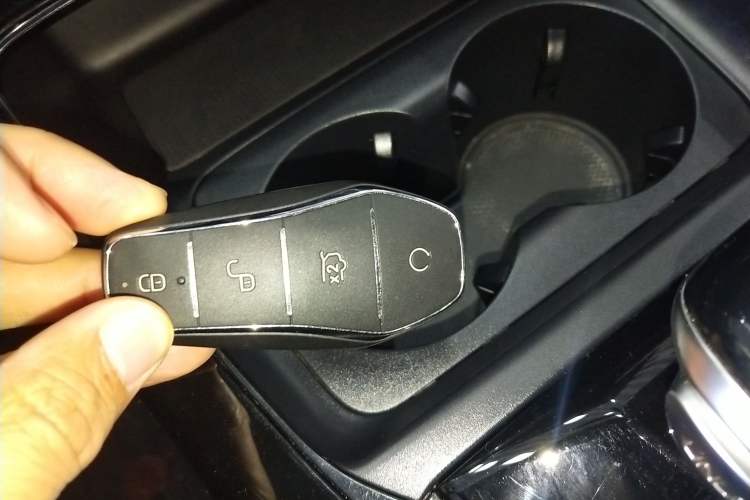 Used BYD Qin PLUS 2024 HONOR Edition DM-i 55KM Leading Model
