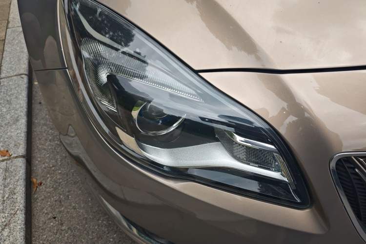 Used Buick Regal 2015 1.6T Elite Tech Model
