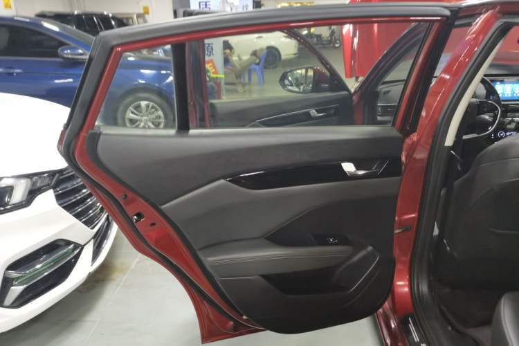 Used Dongfeng Aeolus Yixuan 2020 230T Automatic Advanced Edition
