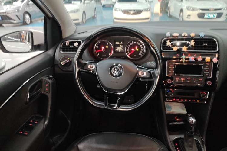 Used Volkswagen Polo 2014 1.6L Automatic Luxury Edition