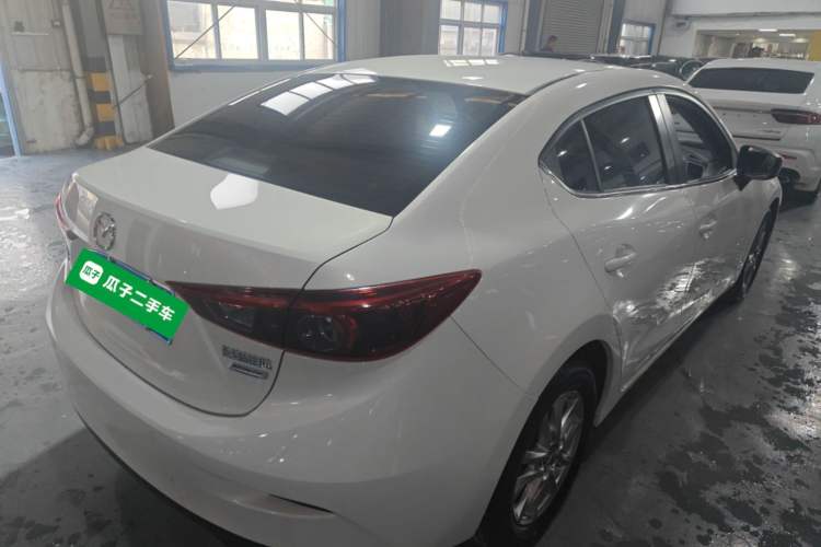 Used Mazda Mazda 3 Axela 2019 Cloud-Controlled Sedan 1.5L Automatic Luxury Model China VI Standard
