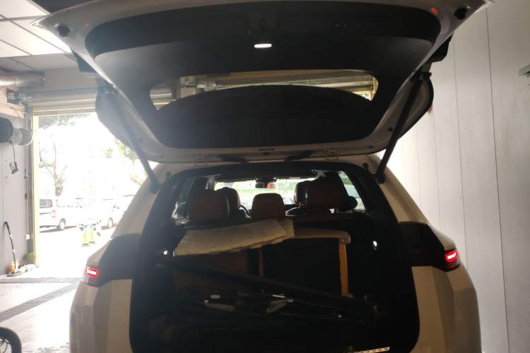 Used Li Auto L7 2023 Pro Model
