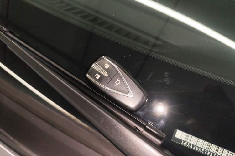 Used Changan UNI-T 2022 1.5T Prestige Version