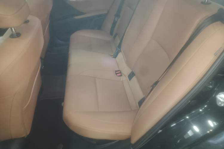 Used Toyota Camry 2024 Dual-Motor 2.0 HGVP Luxury Edition