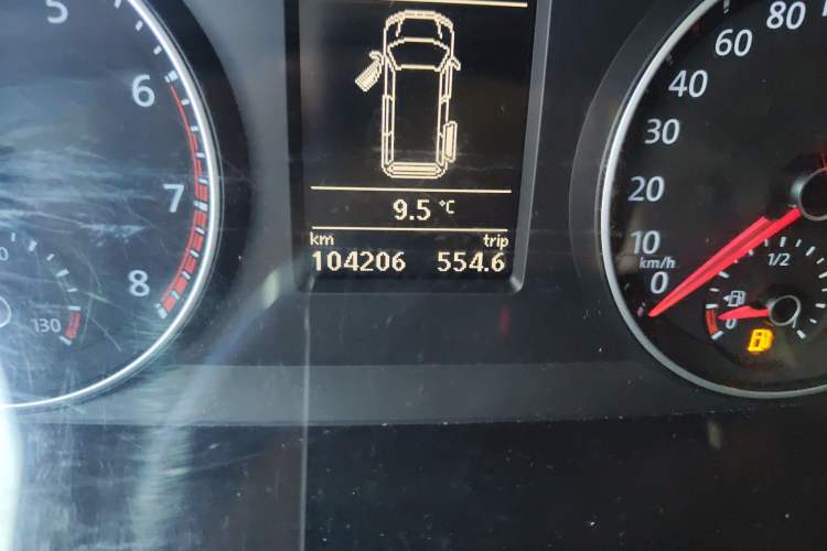 Used Volkswagen Caravelle 2017 2.0 TSI 4x4 Luxury Edition 7-Seater