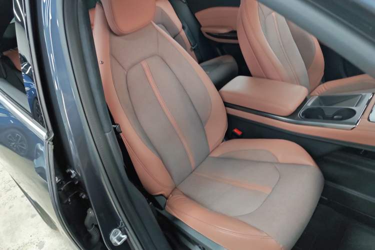 Used Nio EC6 2020 440KM Signature Edition
