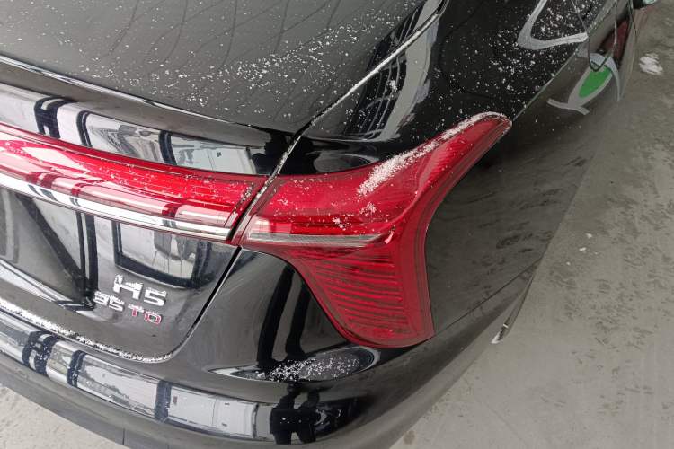 Used Hongqi H5 2024 1.5T DCT Smart Connect Flagship Edition
