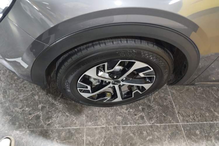 Used Kia Sportage (Chinese Domestic Model) 2025 1.5T Two-Wheel Drive Prestige Edition