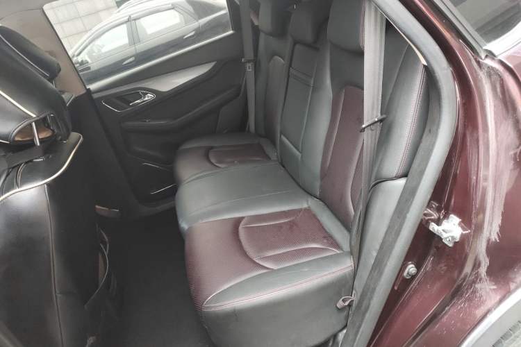 Used Baojun 560 2016 1.8L iAMT Luxury Model