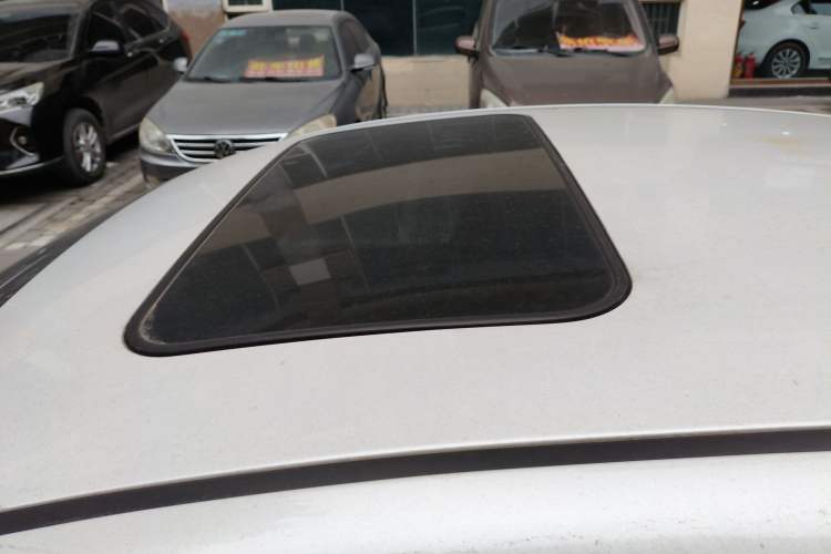 Used Kia K5 2014 2.0L Automatic GLS
