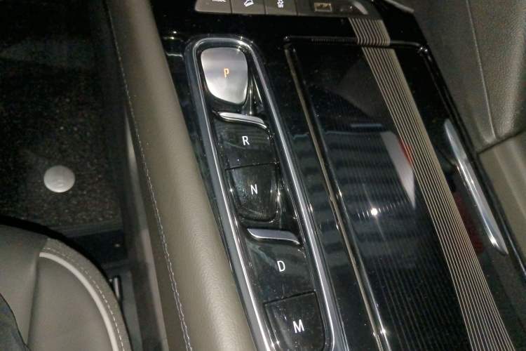 Used Buick Enclave 2022 652T 4x4 Prestige Flagship 6-Seater
