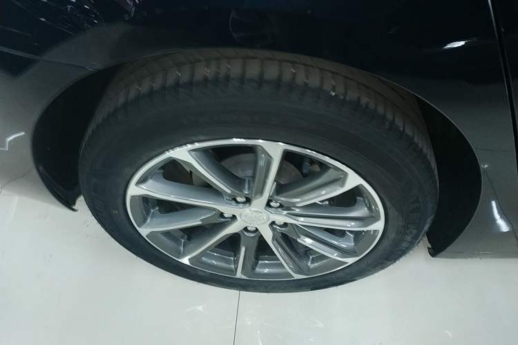 Used Buick LaCrosse 2021 652T Luxury Model
