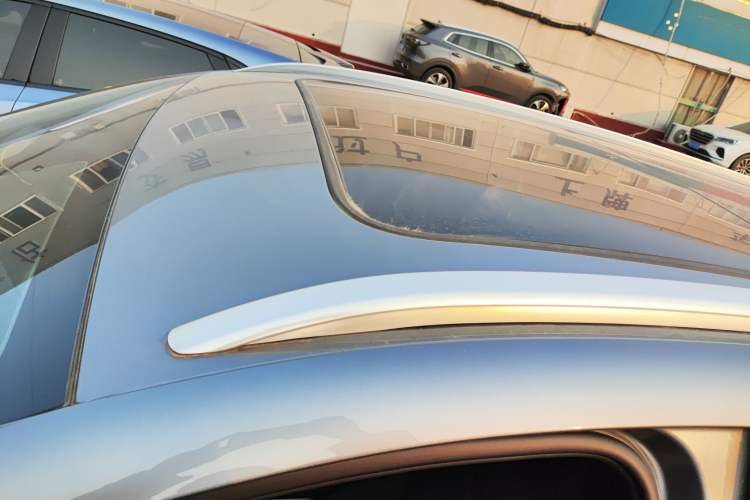 Used BYD Song L DM-i 2025 Intelligent Driving Version 112 km Beyond-Range Type
