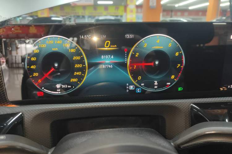 Used Mercedes-Benz A-Class 2021 A 200 L Sport Sedan Fashion Model
