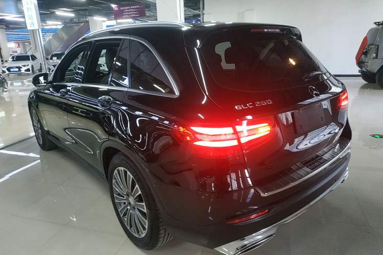 Used Mercedes-Benz GLC 2016 GLC 260 4MATIC Dynamic Edition