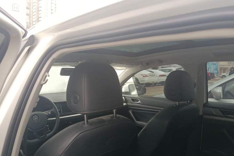 Used Volkswagen Lavida 2019 Hatchback 200TSI DSG Comfort Edition China VI