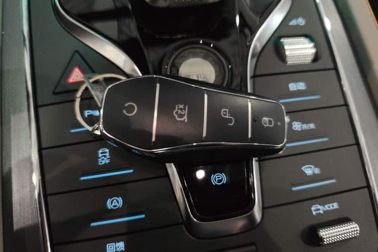 Used BYD Yuan PLUS 2024 Honor Edition 430KM Leading Model
