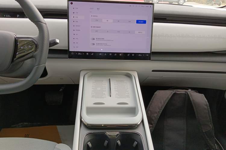 Used VOYAH COURAGE 2024 Long-Range Supercharge Edition